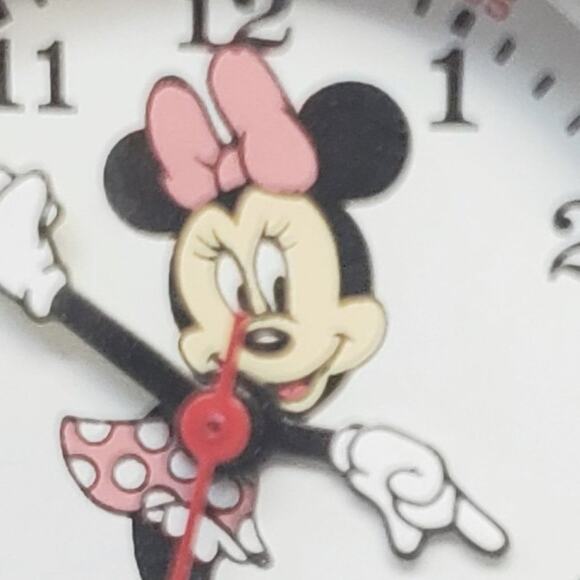 The Disney Store Minnie Mouse Pink Ladies Watch RARE H2F main image 13